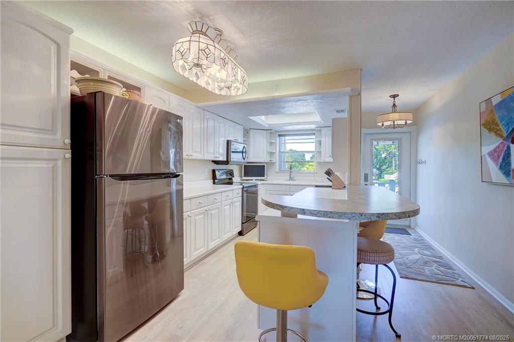 Stuart, Florida 34996, United States, 2 Bedrooms Bedrooms, ,2 BathroomsBathrooms,Residential,Active,190590