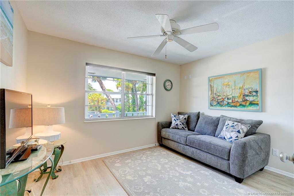 Stuart, Florida 34996, United States, 2 Bedrooms Bedrooms, ,2 BathroomsBathrooms,Residential,Active,190590