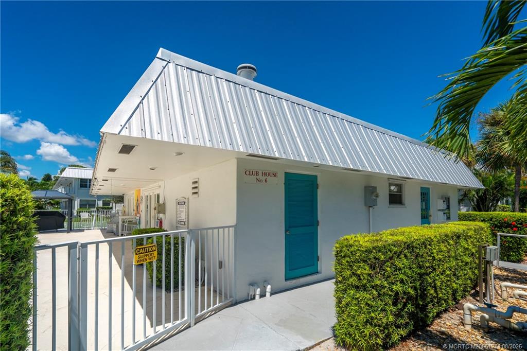 Stuart, Florida 34996, United States, 2 Bedrooms Bedrooms, ,2 BathroomsBathrooms,Residential,Active,190590