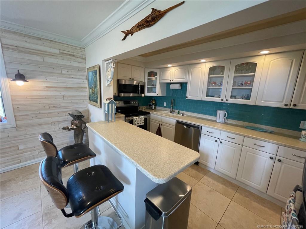 Stuart, Florida 34996, United States, 2 Bedrooms Bedrooms, ,2 BathroomsBathrooms,Residential,Active,125231
