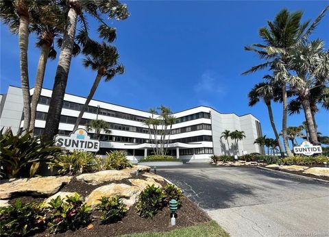Condo For Rent - 1357 NE Ocean Boulevard #106<br/> Stuart, FL 34996