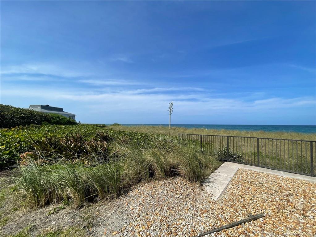 Stuart, Florida 34996, United States, 2 Bedrooms Bedrooms, ,2 BathroomsBathrooms,Residential,Active,125231