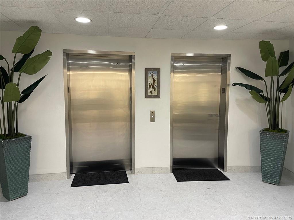 Stuart, Florida 34996, United States, 2 Bedrooms Bedrooms, ,2 BathroomsBathrooms,Residential,Active,125231