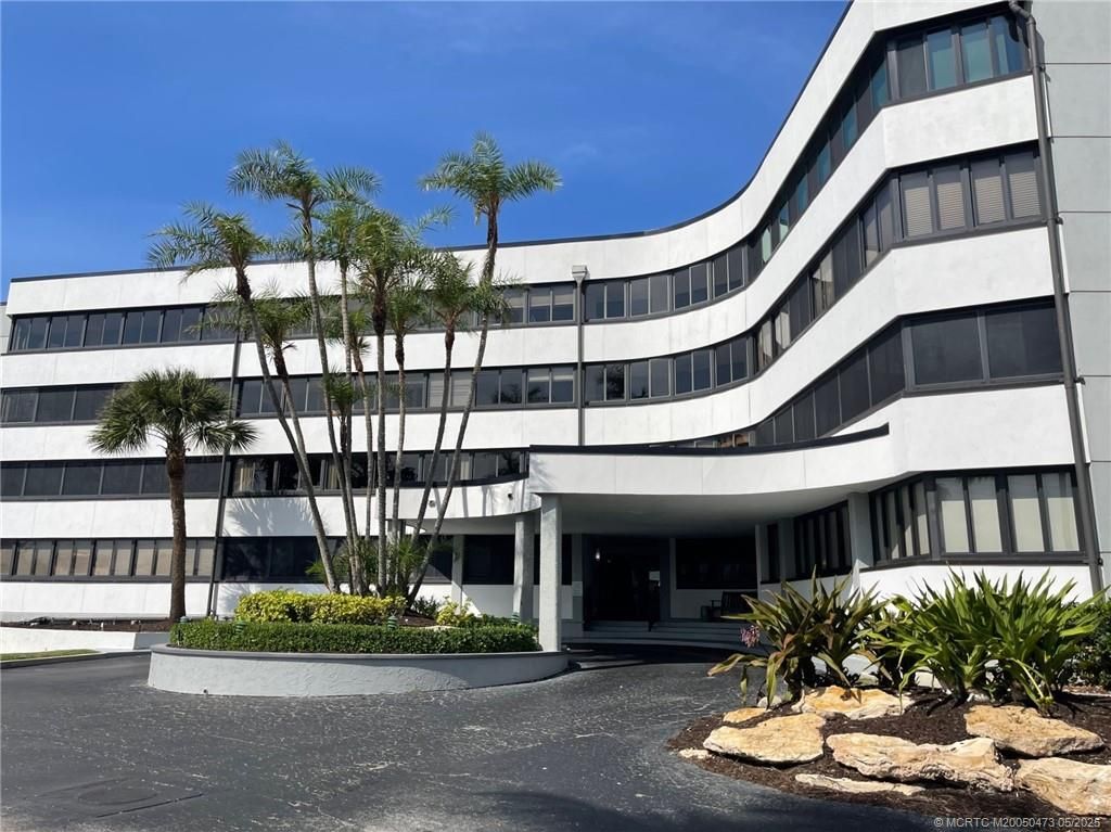 Photo of 1357 NE Ocean Boulevard #106, Stuart, FL 34996 (MLS # M20050473)