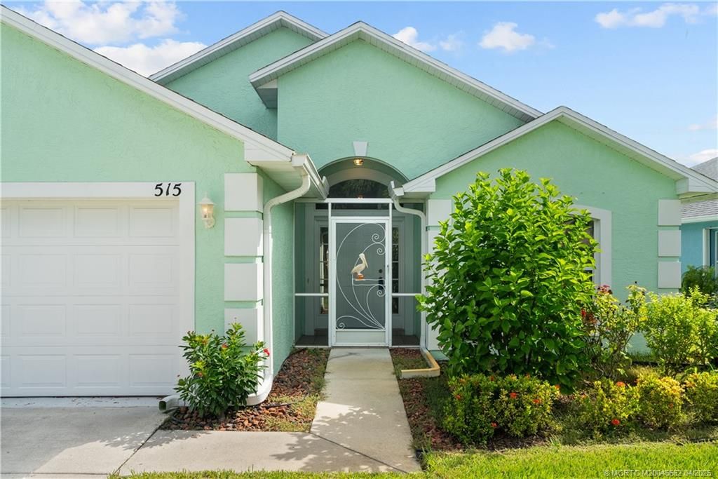 Photo of 515 SW Sundance Trail, Port Saint Lucie, FL 34953 (MLS # M20046662)