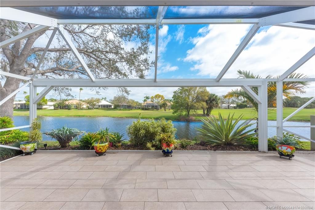 Photo of 1655 SW Springfield Court, Palm City, FL 34990 (MLS # M20043174)