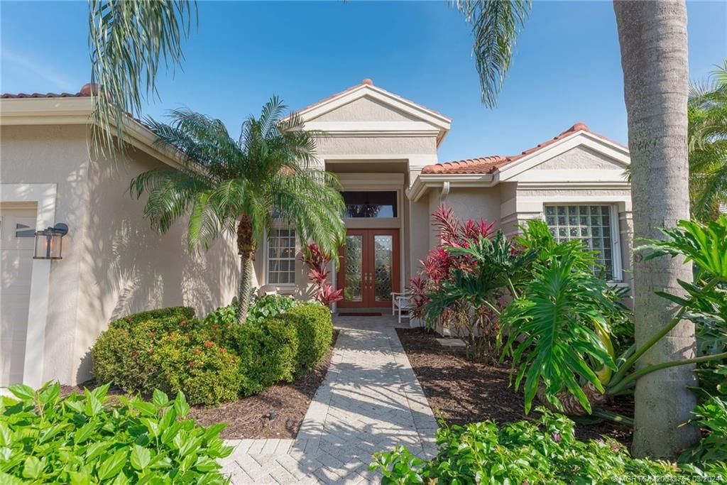 Photo of 2219 SE Stonehaven Road, Port Saint Lucie, FL 34952 (MLS # M20042754)