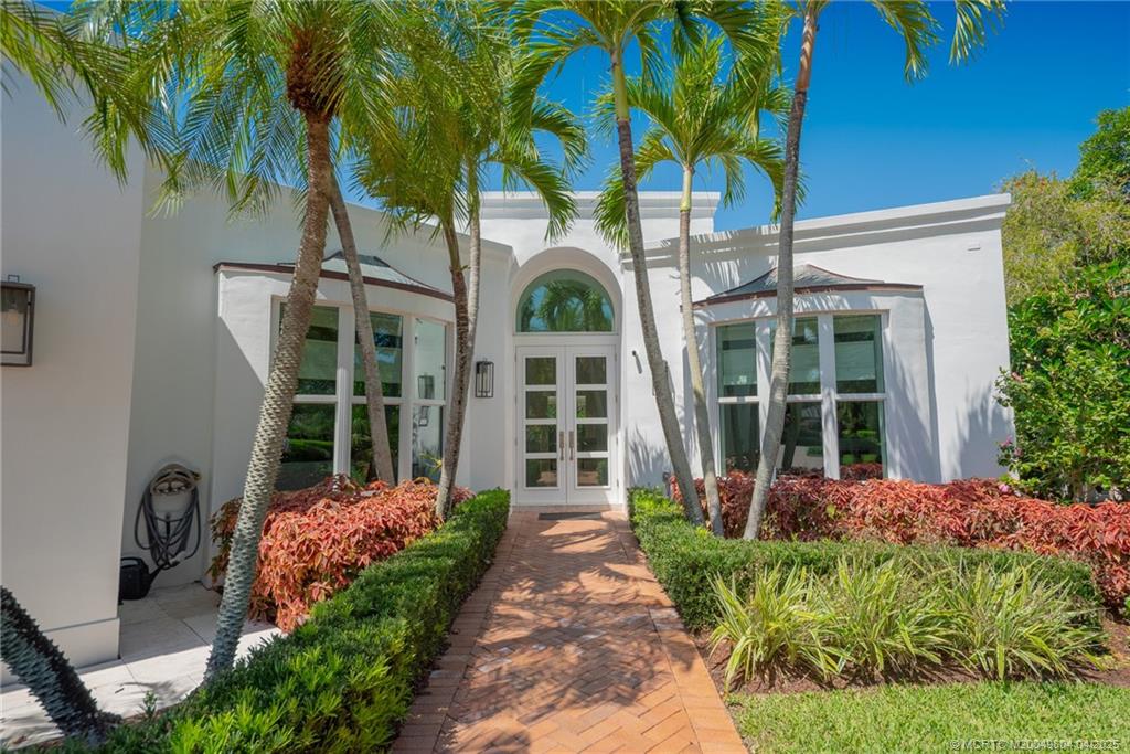 409 SE Saint Lucie Boulevard