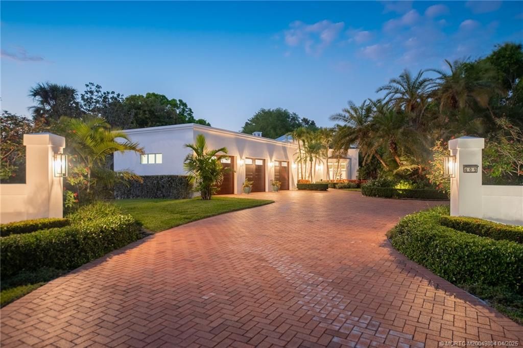 Photo of 409 SE Saint Lucie Boulevard, Stuart, FL 34996 (MLS # M20049804)