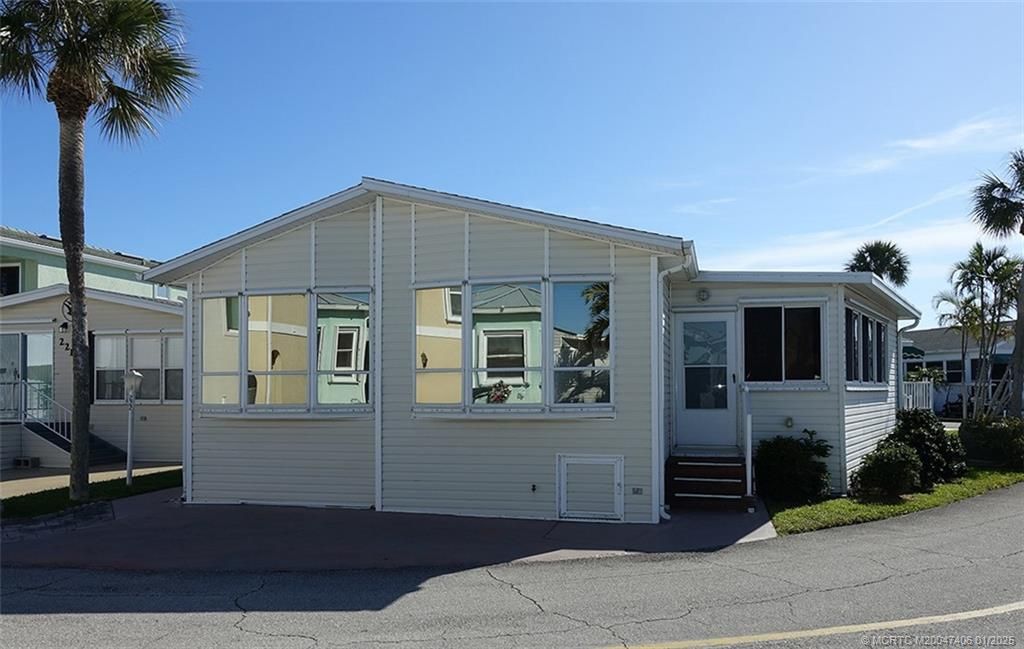 Photo of 222 Nettles Boulevard, Jensen Beach, FL 34957 (MLS # M20047406)