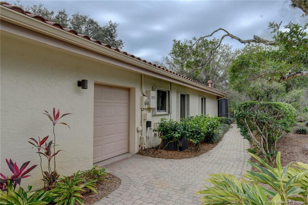 Palm City, Florida 34990, United States, 3 Bedrooms Bedrooms, ,3 BathroomsBathrooms,Residential,Active,52871