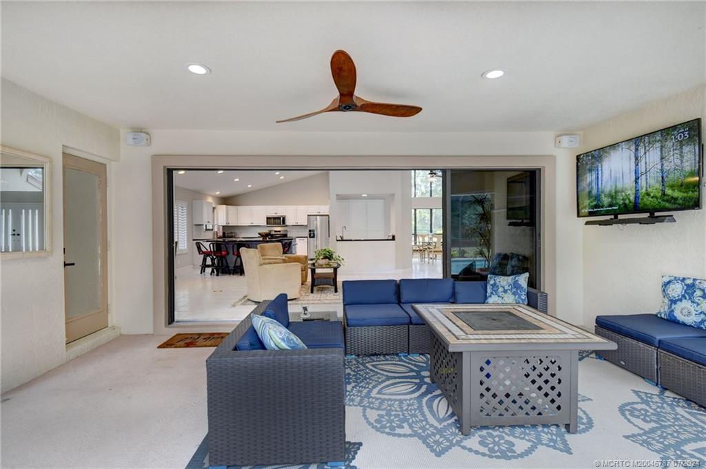 Palm City, Florida 34990, United States, 3 Bedrooms Bedrooms, ,3 BathroomsBathrooms,Residential,Active,52871