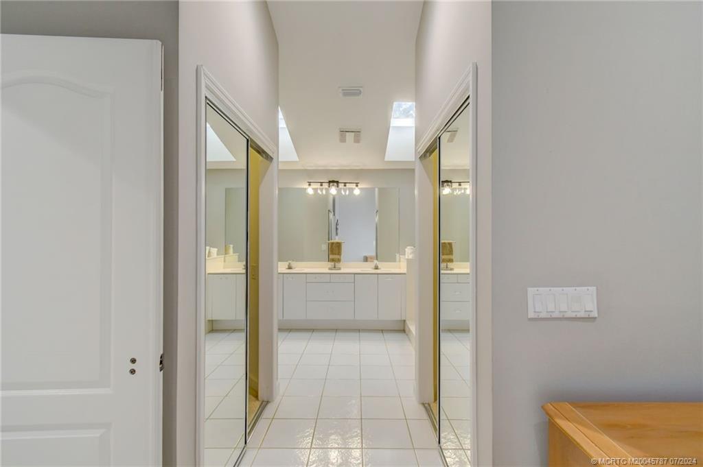 Palm City, Florida 34990, United States, 3 Bedrooms Bedrooms, ,3 BathroomsBathrooms,Residential,Active,52871