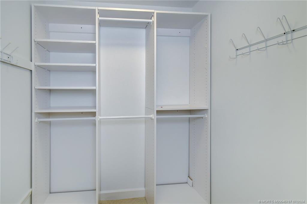 Palm City, Florida 34990, United States, 3 Bedrooms Bedrooms, ,3 BathroomsBathrooms,Residential,Active,52871