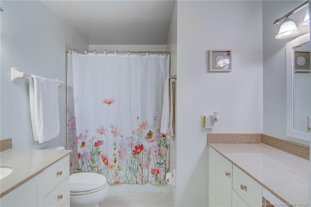 Stuart, Florida 34996, United States, 2 Bedrooms Bedrooms, ,2 BathroomsBathrooms,Residential,Active,251704