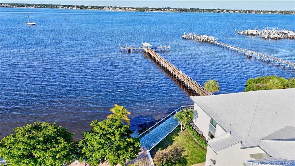 Stuart, Florida 34996, United States, 2 Bedrooms Bedrooms, ,2 BathroomsBathrooms,Residential,Active,251704