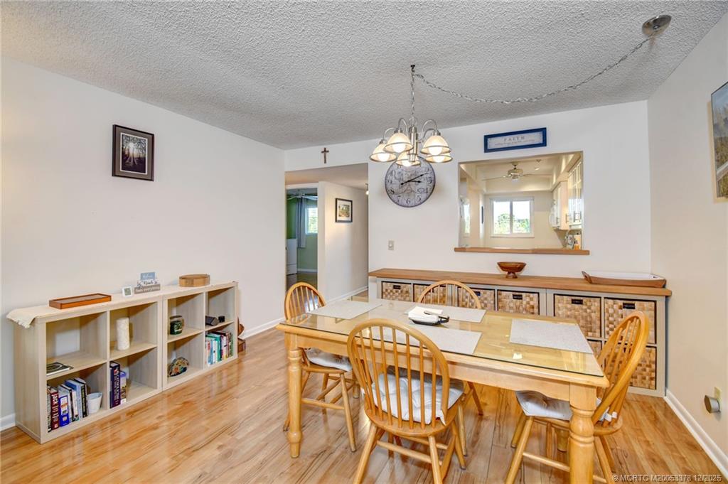 Stuart, Florida 34996, United States, 2 Bedrooms Bedrooms, ,2 BathroomsBathrooms,Residential,Active,251704