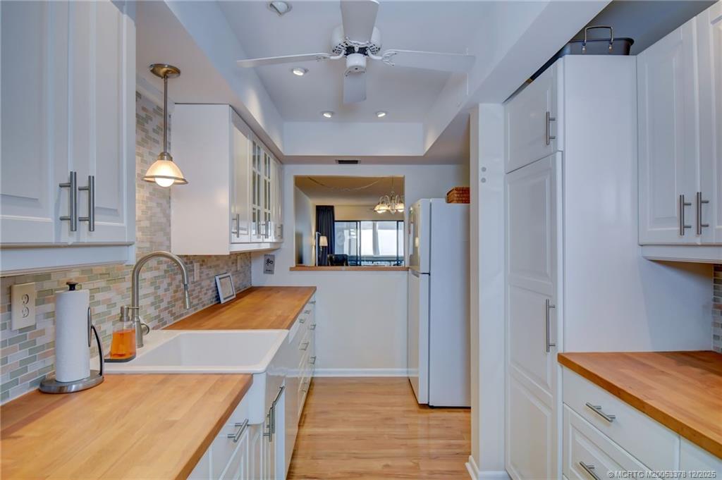 Stuart, Florida 34996, United States, 2 Bedrooms Bedrooms, ,2 BathroomsBathrooms,Residential,Active,251704