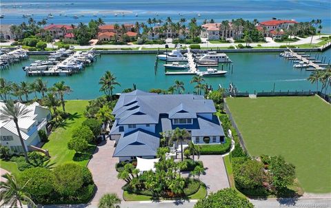Photo of 6819 SE South Marina Way, Stuart, FL 34996 (MLS # M20055224)