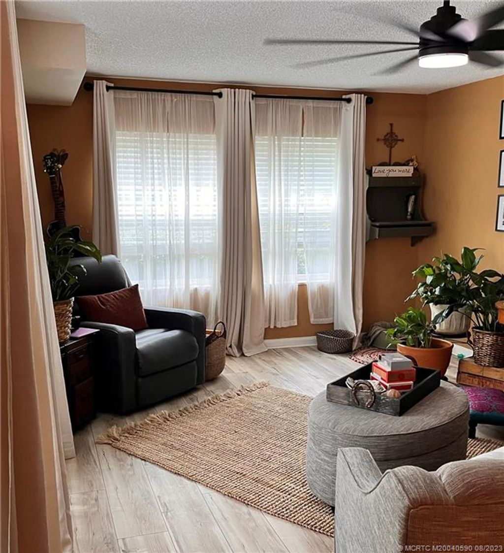 Photo of FL 34990 (MLS # M20040590)