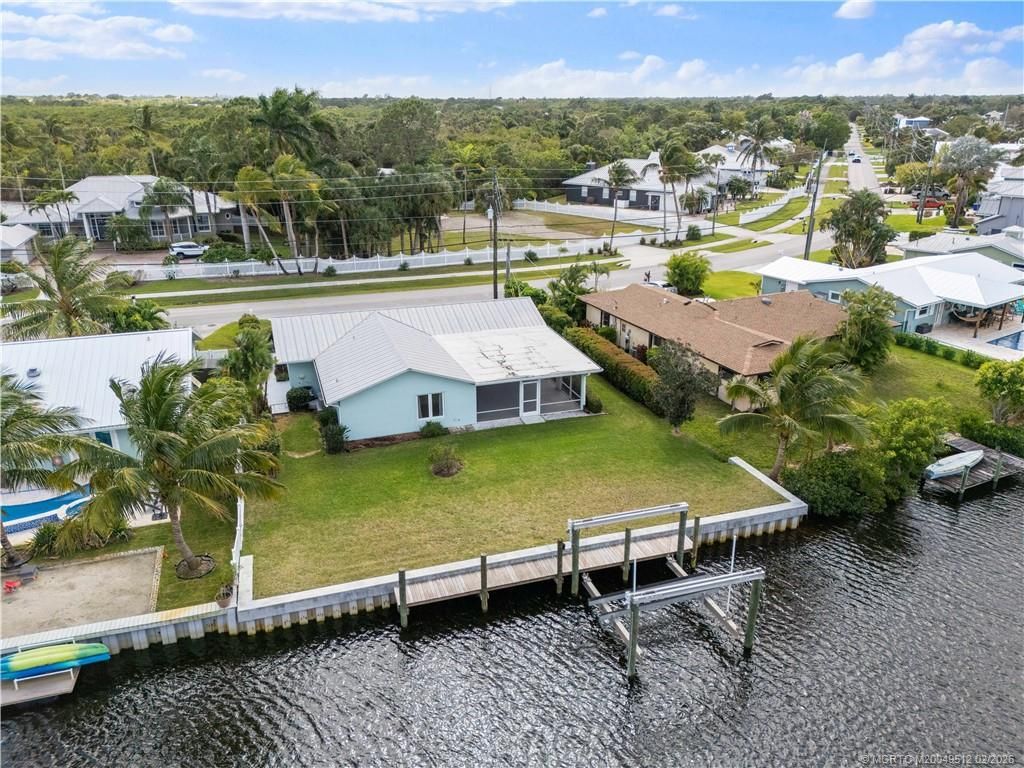 Photo of 1559 SW Dyer Point Road, Palm City, FL 34990 (MLS # M20049512)