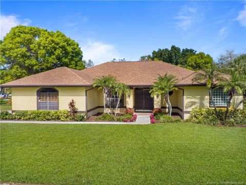Photo of 4192 SW Oakhaven Lane, Palm City, FL 34990 (MLS # M20049326)