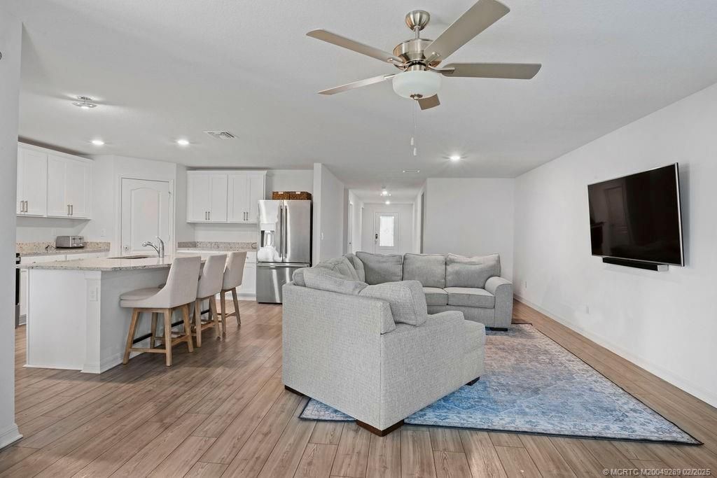 Photo of 414 SW Dahled Avenue, Port Saint Lucie, FL 34953 (MLS # M20049289)