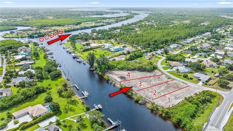 2805 SE Peru Street Port Saint Lucie FL 34984