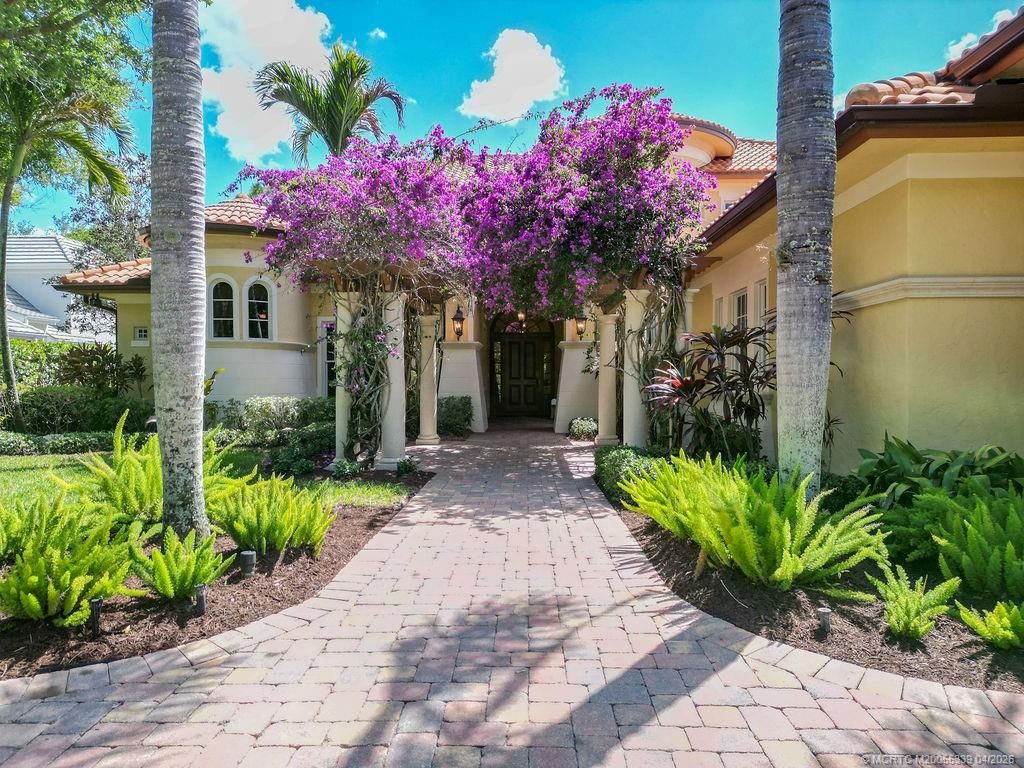 Photo of 3517 SE Doubleton Drive, Stuart, FL 34997 (MLS # M20055339)