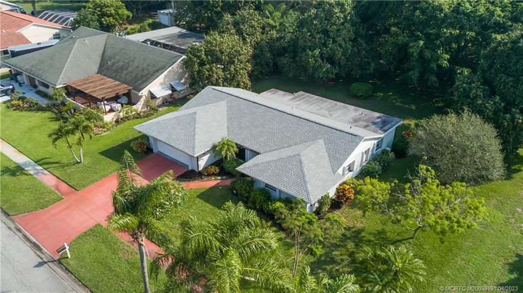 Photo of 1962 SE Erwin Road, Port Saint Lucie, FL 34952 (MLS # M20039191)