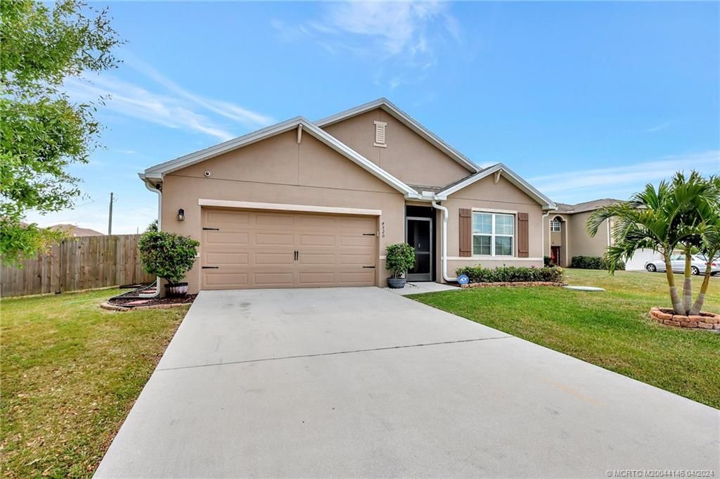 Photo of 4520 SW Oscar Court, Port Saint Lucie, FL 34953 (MLS # M20044146)