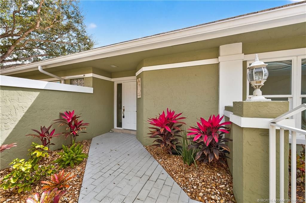 Photo of 2467 SW Brookwood Lane, Palm City, FL 34990 (MLS # M20054709)