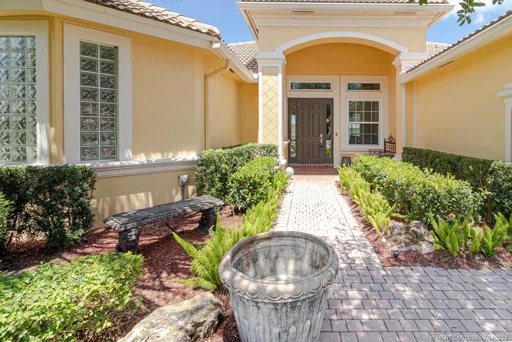 Photo of 931 SW Bromelia Terrace, Stuart, FL 34997 (MLS # M20039098)