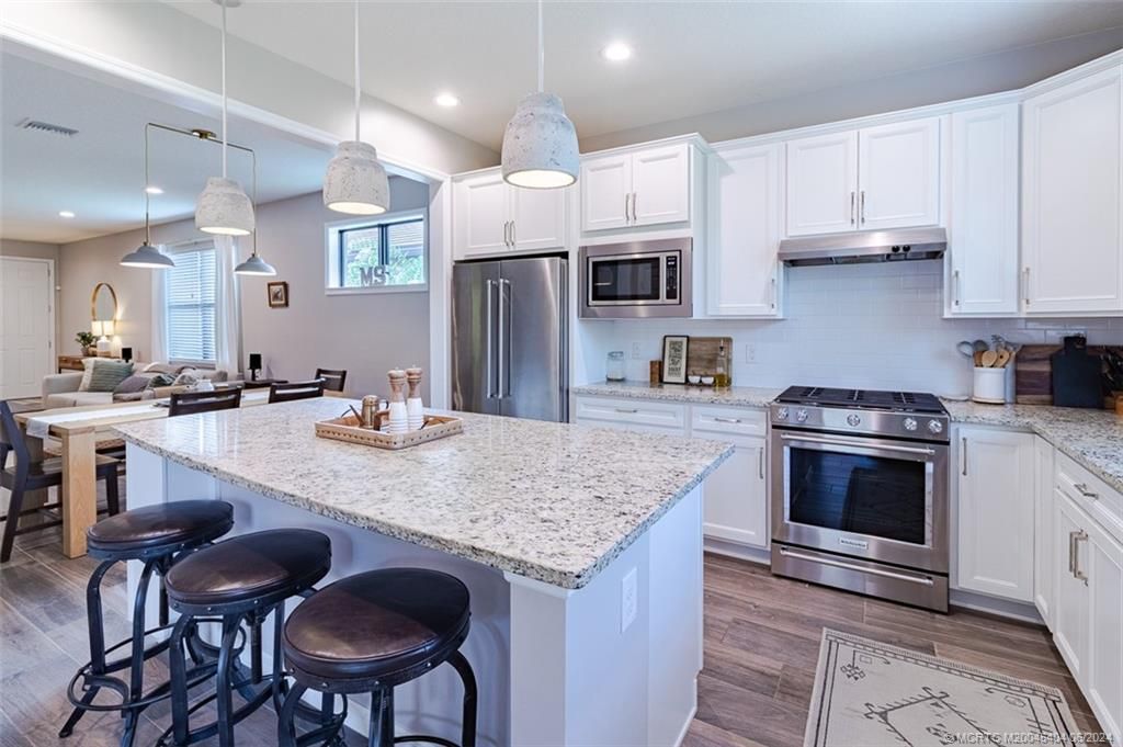 Photo of 552 SE Monet Drive, Port Saint Lucie, FL 34984 (MLS # M20045404)