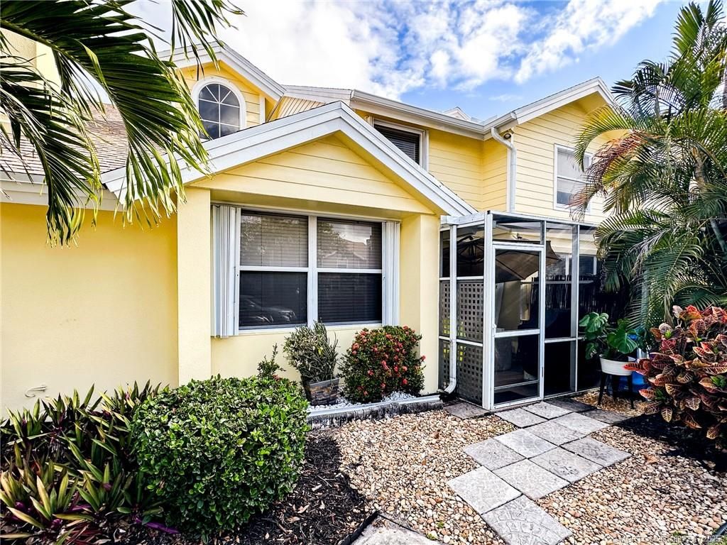 Photo of 3656 SW Sunset Trace Circle, Palm City, FL 34990 (MLS # M20048872)