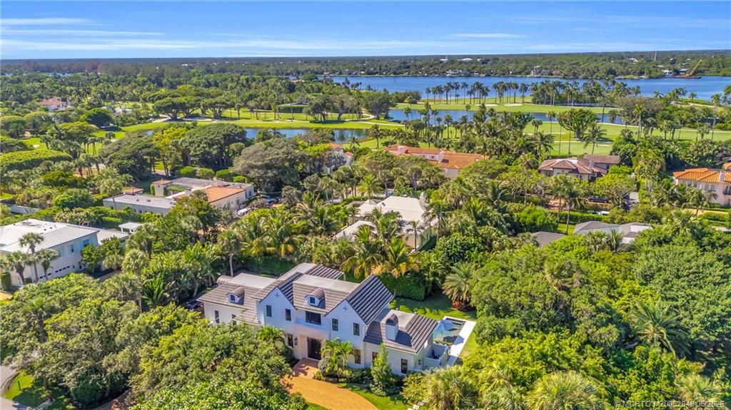Photo of 44 S Beach Road, Hobe Sound, FL 33455 (MLS # M20052848)