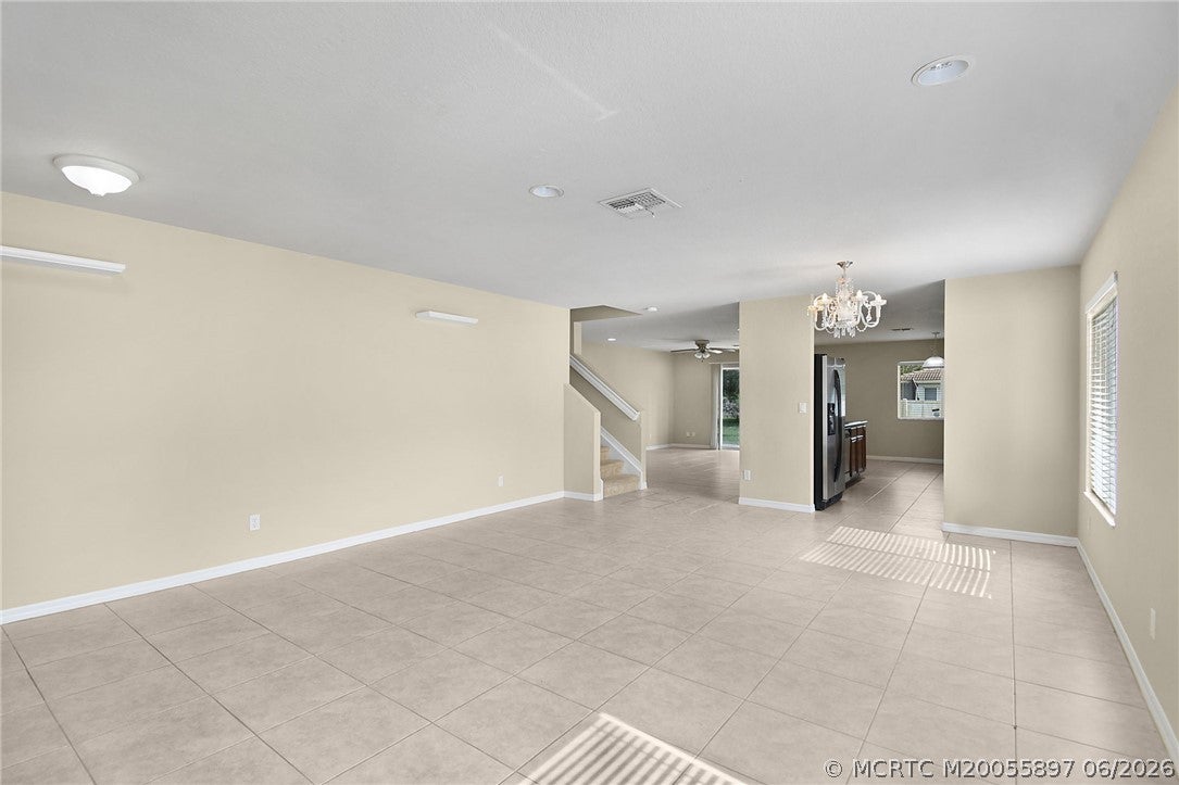 1952 SW Providence Place