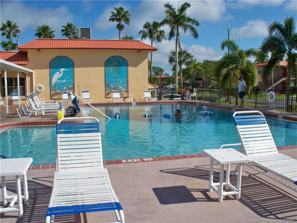 Stuart, Florida 34994, United States, 2 Bedrooms Bedrooms, ,2 BathroomsBathrooms,Residential,Active,16961