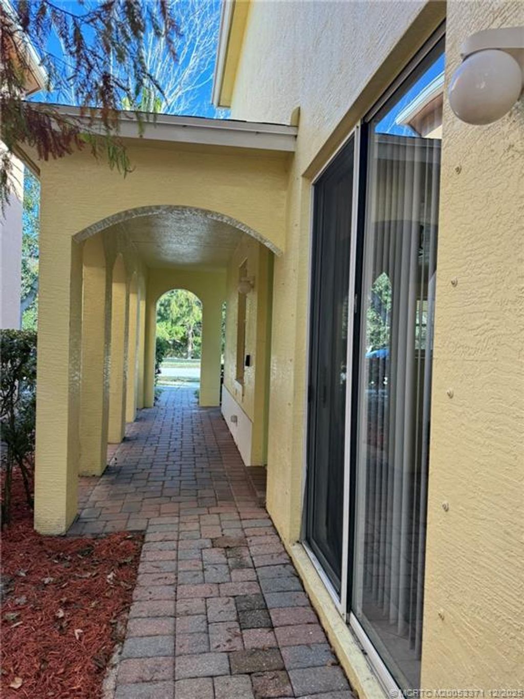 Photo of 2401 SE Ruskin Drive, Port Saint Lucie, FL 34952 (MLS # M20053371)