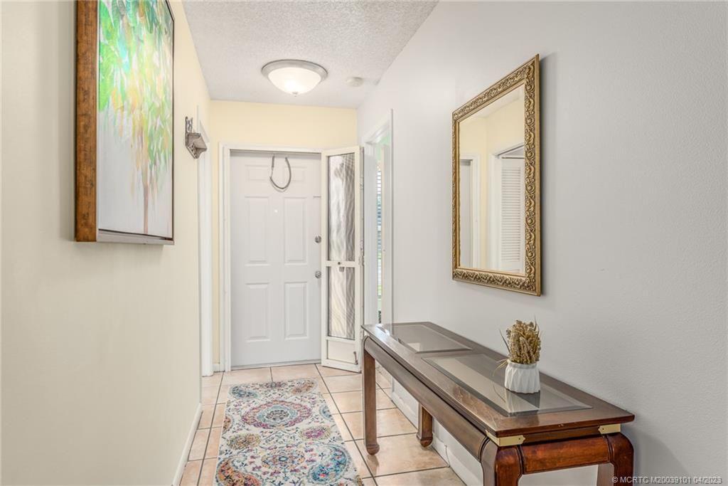 Photo of 8291 SE Croft Circle #M-4, Hobe Sound, FL 33455 (MLS # M20039101)