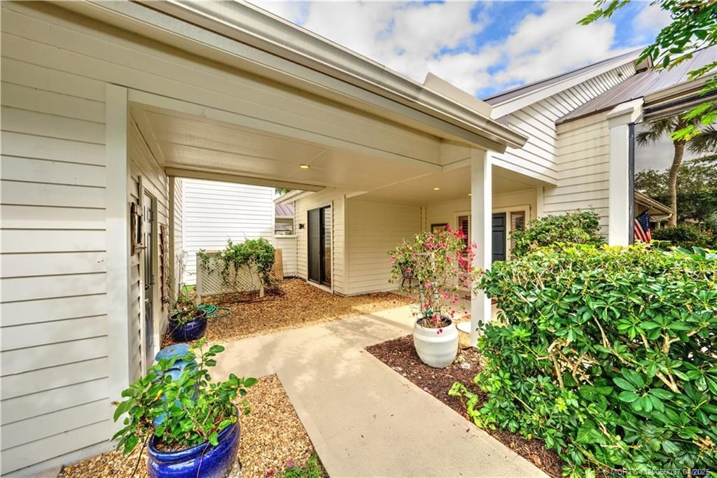 Photo of 5311 SE Brandywine Way #28, Stuart, FL 34997 (MLS # M20050037)