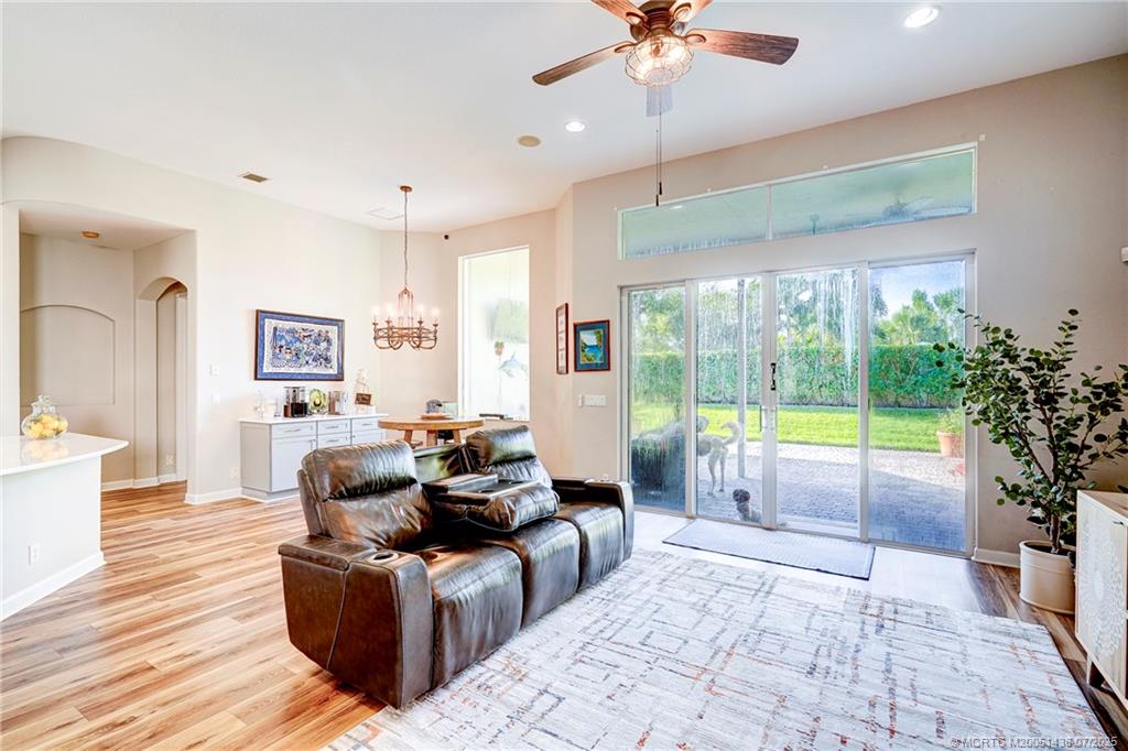 Stuart, Florida 34997, United States, 3 Bedrooms Bedrooms, ,3 BathroomsBathrooms,Residential,Coming Soon,172872