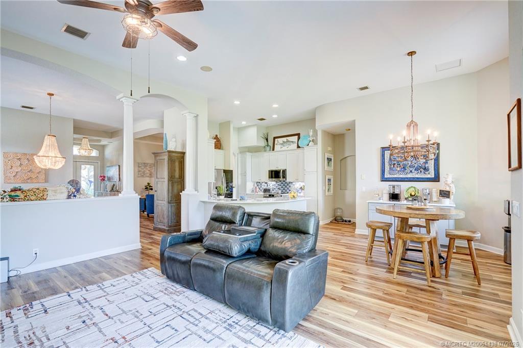 Stuart, Florida 34997, United States, 3 Bedrooms Bedrooms, ,3 BathroomsBathrooms,Residential,Coming Soon,172872