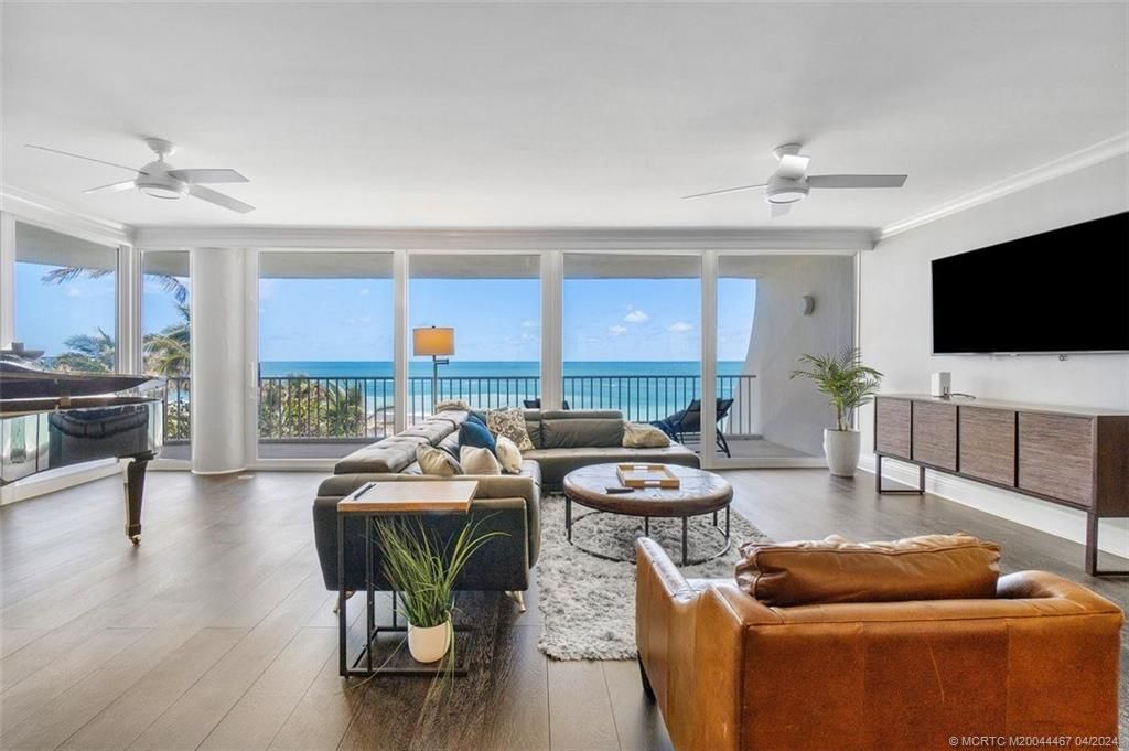 Photo of 2001 SE Sailfish Point Boulevard #317, Stuart, FL 34996 (MLS # M20044467)