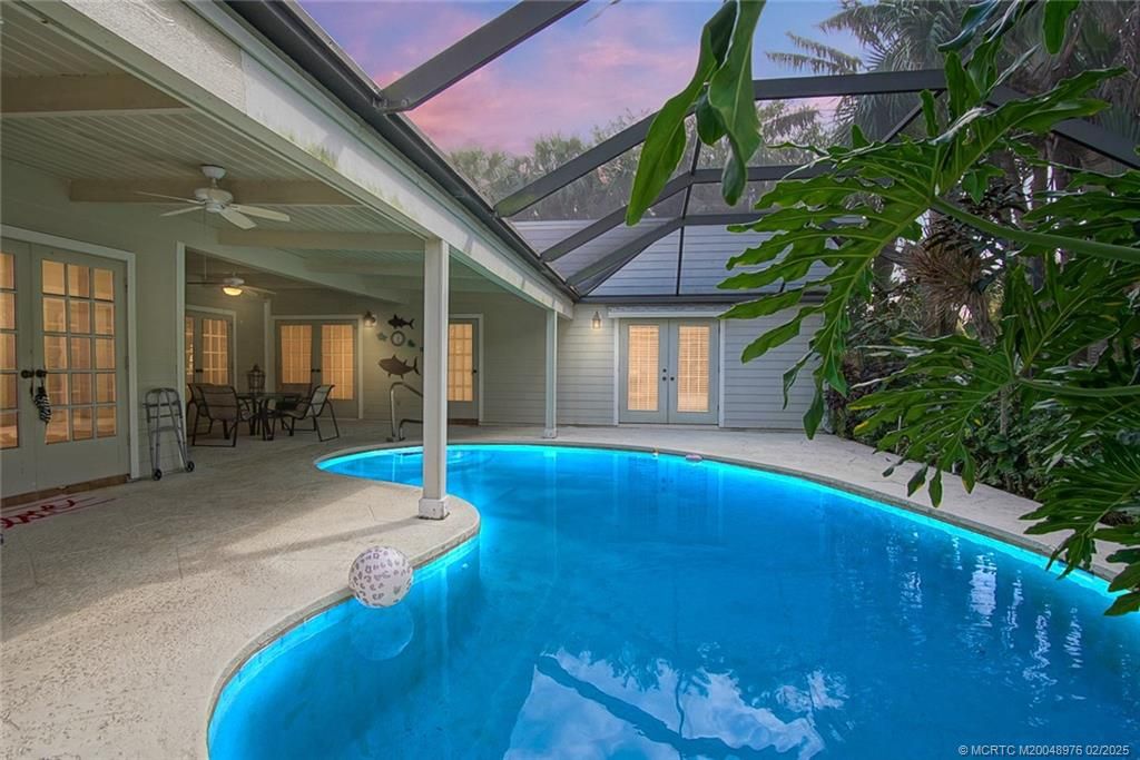 Photo of 7 Perriwinkle Circle, Stuart, FL 34996 (MLS # M20048976)