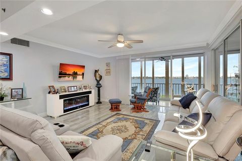 Photo of 1140 SW Chapman Way #401, Palm City, FL 34990 (MLS # M20054897)