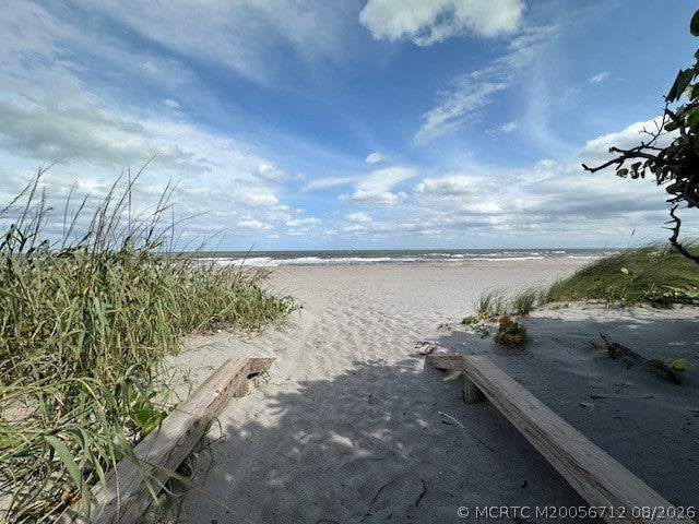 Photo of 226 Seabreeze Circle, Jupiter, FL 33477 (MLS # M20056712)