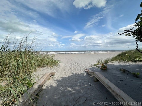Photo of 226 Seabreeze Circle, Jupiter, FL 33477 (MLS # M20056712)