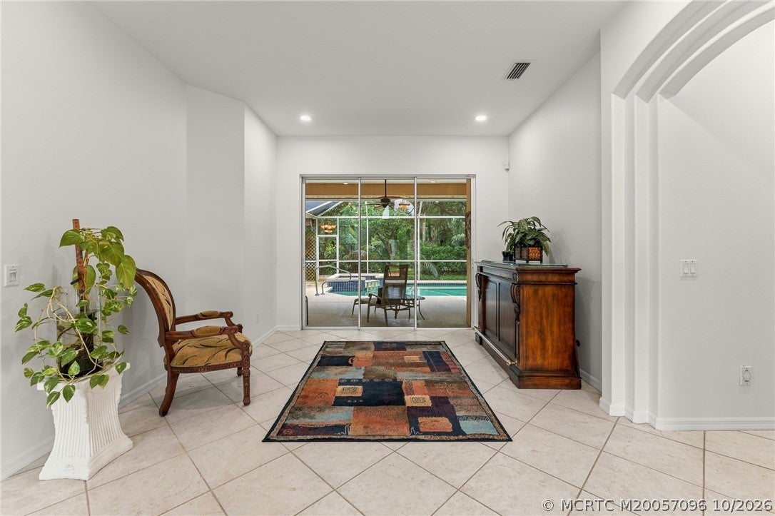 3650 SE Sea Point Court