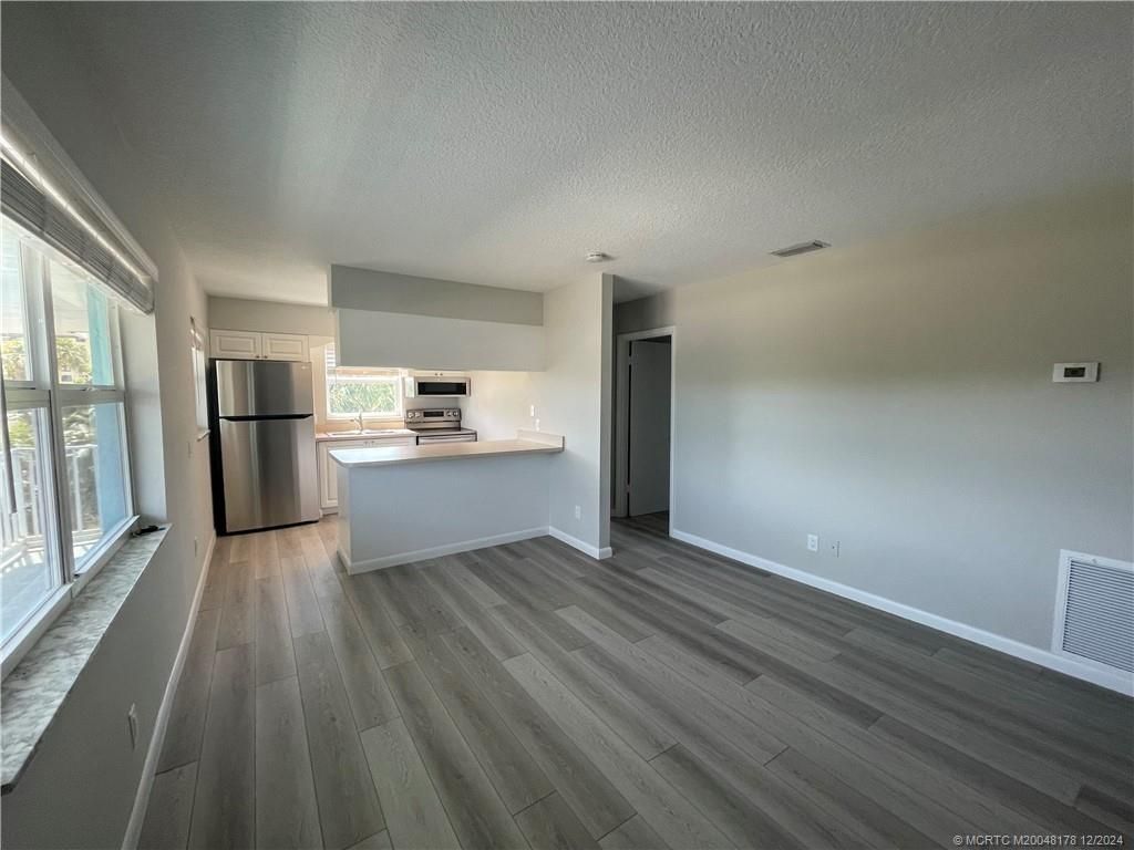 Photo of 661 Hernando Street #10, Fort Pierce, FL 34949 (MLS # M20048178)